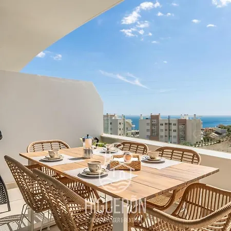 Higueronrentals Selvatic Apartment Malaga