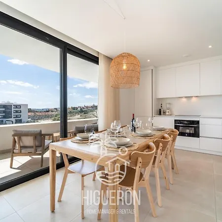 Higueronrentals Selvatic Apartment